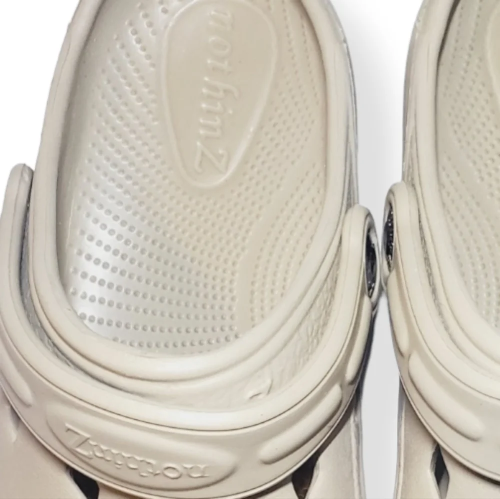 #687 New Nothinz Women's Creamy Tan Clogs Sandals Water Shoes 5 5L Shoes - Picture 4 of 8